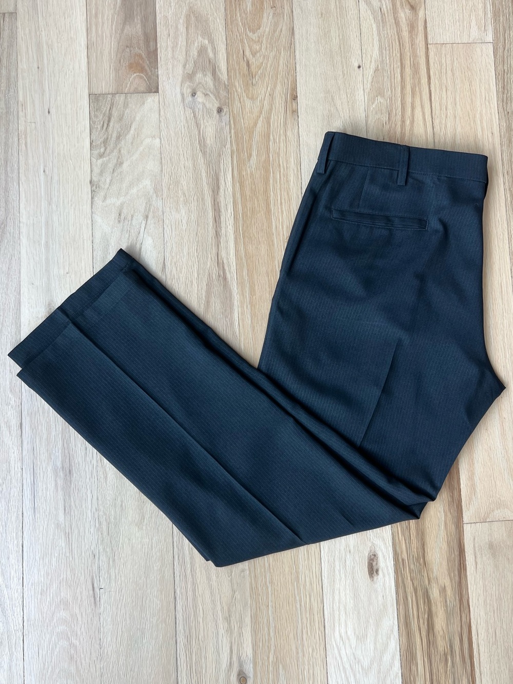 Haggar H26 Men’s Sz 38x30 Black Striped Dress Pants Flat Front Career Easy Care